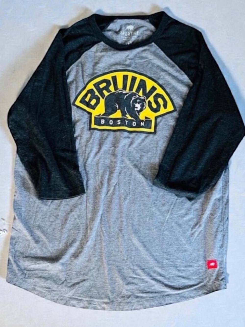 BOSTON BRUINS Long Sleeved Raglan Tee Bear Men’s Large FAST SHIPPING 2074-9